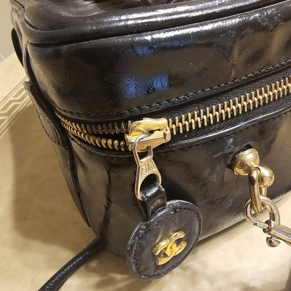 Chanel - Picture 7 of 10